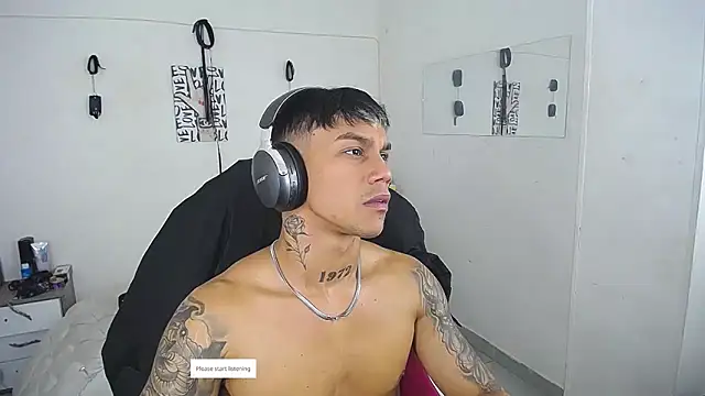 Chat +18 de Leonard_Price ao vivo