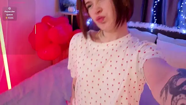 دردشة BeatrizSirak الجنسية المباشرة