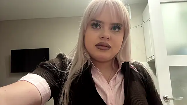 Czat XXX na żywo – Lollyjollm