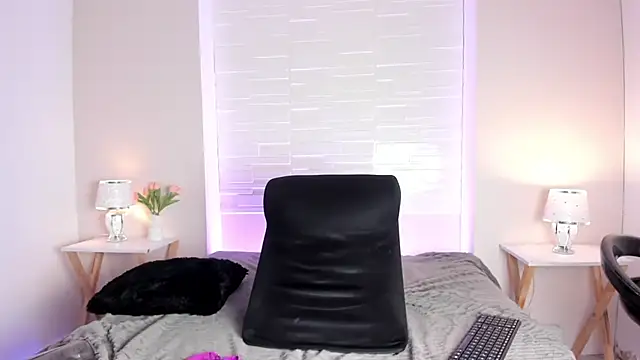 Chat +18 de Stefannyevans_ ao vivo