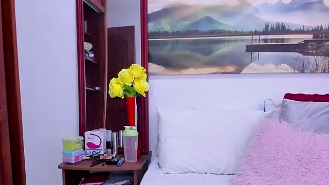 Aurora_Real Adlı Modelin Canlı XXX Sohbeti