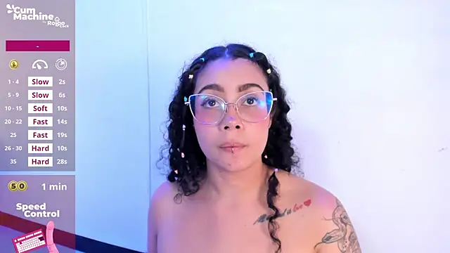 แชท XXX สดของ antonelllepiercee