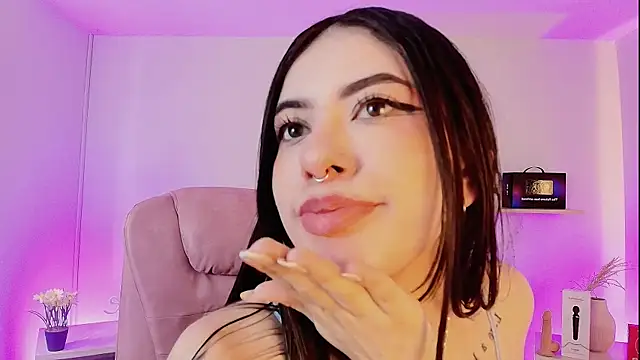 Alice_Vixen 라이브 XXX 채팅