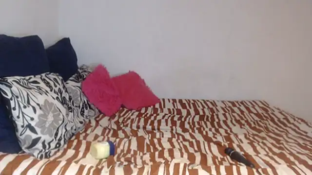 PIXIEBITCHXXX26 live XXX chat