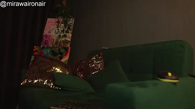 mirawair Live XXX-chat