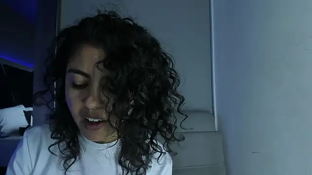 Amareto_ Chat XXX in diretta