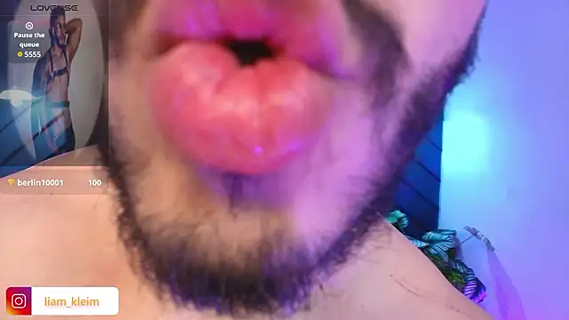 Онлайн чат XXX Liam_Kleiin