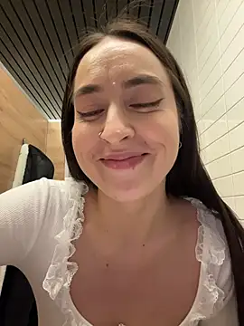 Holly_Play Live XXX-chat