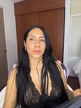 ArianaReynoldss 现场XXX聊天