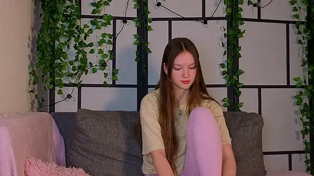 MelvinaEbner – Naživo XXX chat