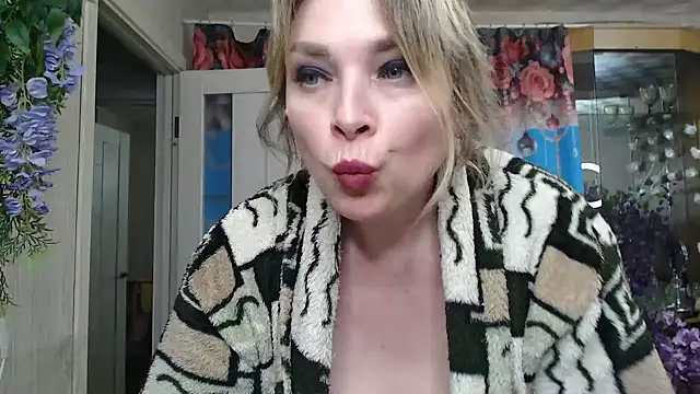 Mika_Passionn Webbikameraesitys