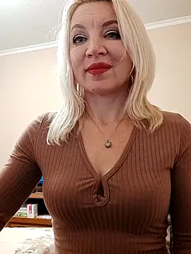 Živý XXX chat MiraStar984