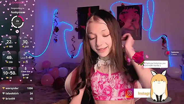 KiraGlam's Live XXX Chat