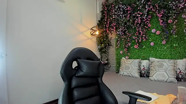 Czat XXX na żywo – SarahDeyvis