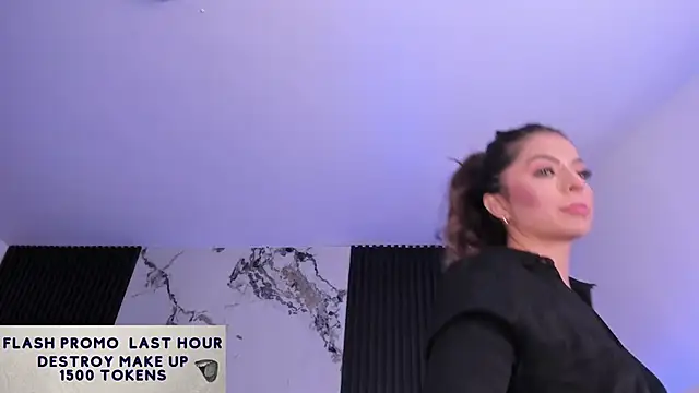 daniiphoeniixx Chat XXX in diretta