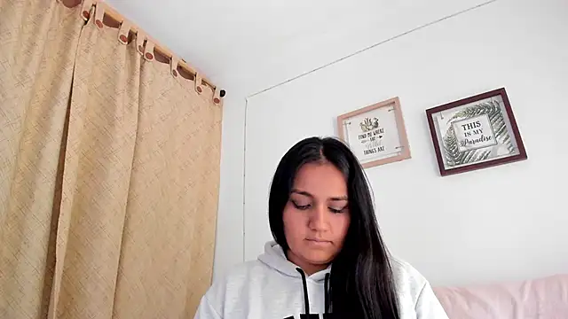 Chat XXX Live selena_jhonson