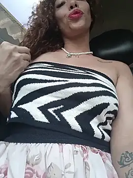 Chat XXX ao vivo de roxyrougee