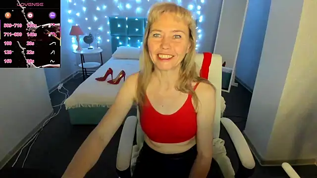 Carla_Vogue Chat XXX in diretta