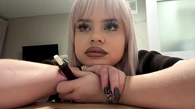 Lollyjollm live XXX chat