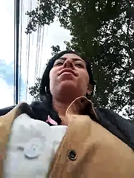 Luianna Chat XXX live