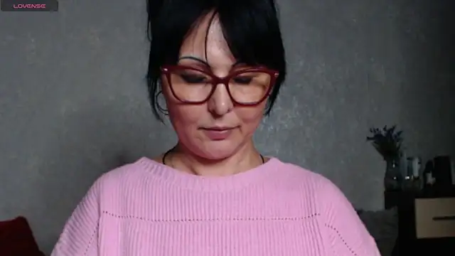 Živý XXX chat _Brynetka_