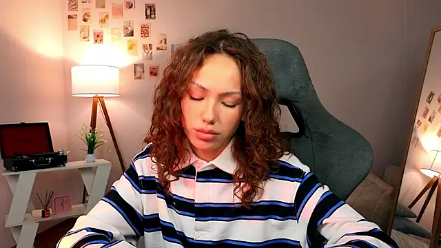 nexorine élő XXX-chatje