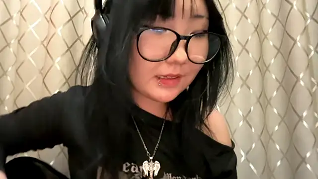 Sembang XXX Secara Langsung Yunananaa