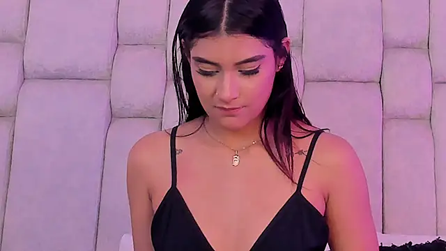 دردشة KatherineRuiz_ الجنسية المباشرة