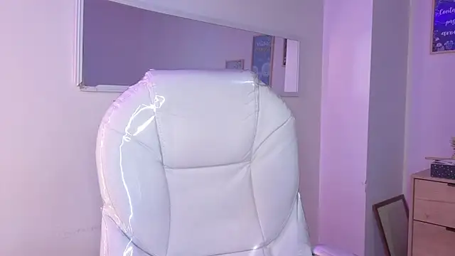 bluee_hazell – Naživo XXX chat