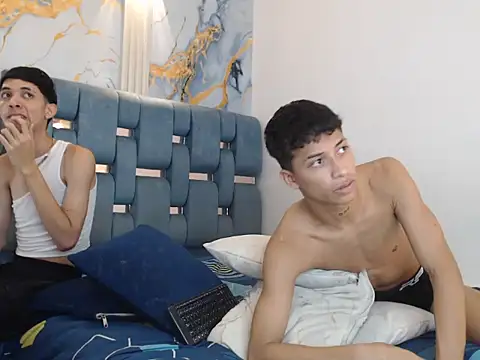 โชว์เว็บแคมของ GOLD_BOYS