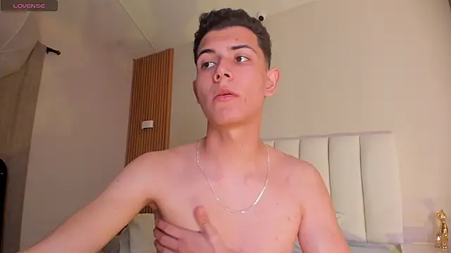 Онлайн чат XXX FireGuy_99