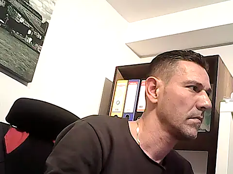 Chat XXX en directo de mastercharisma35