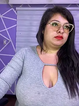 MiiaaJoness Obrolan Langsung XXX