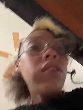 Tamiii420 网络视讯表演