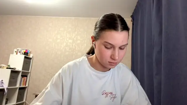 CloudyTube: απευθείας  συνομιλία ΧΧΧ