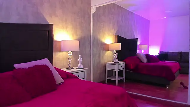 NahomyCarther live XXX chat