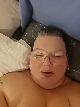 Budd_Bunney Live XXX-chat