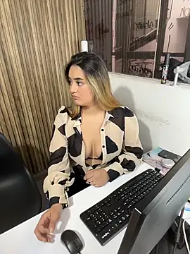 Antonella_Julieta's Live XXX Chat