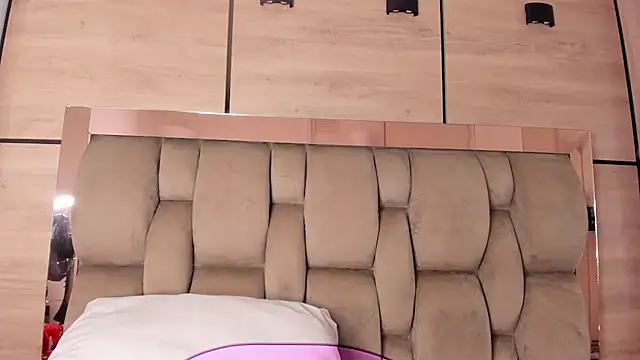 Sembang XXX Secara Langsung karol_lewiss