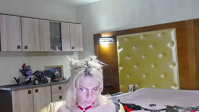 Chat XXX ao vivo de DomCaprisse