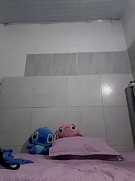 Hairy_ptt élő XXX-chatje