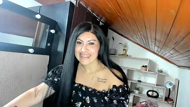 Chatroom XXX en direct de Tania_mature