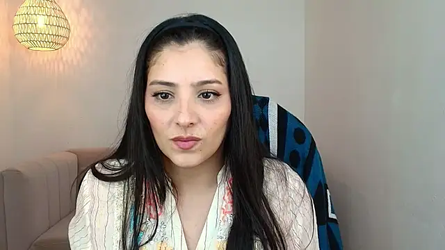 YummyAnna_ – Naživo XXX chat