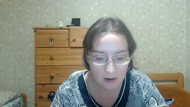 Smart_Rose Adlı Modelin Canlı XXX Sohbeti