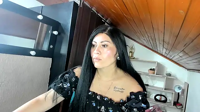 Tania_mature: απευθείας συνομιλία ΧΧΧ