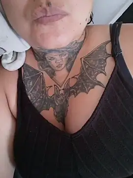 Pertunjukan Kamera Web agnesvela