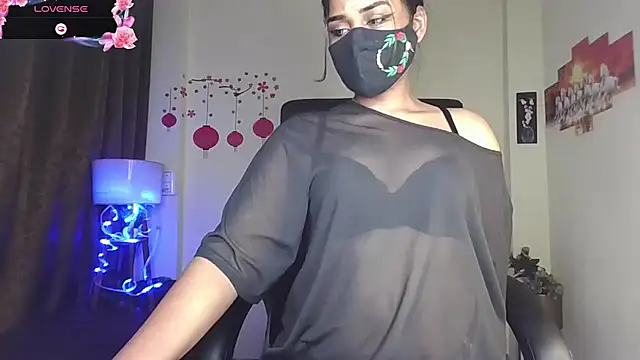 Black-Pearll's Webcam Show