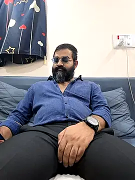 Fun_Guuy Pertunjukan Webcam