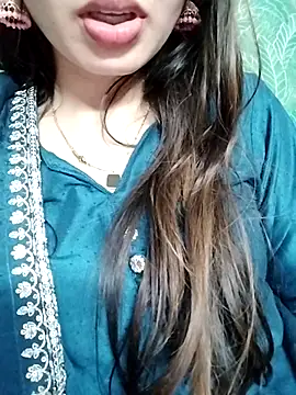 Živý XXX chat Noor_Darliing