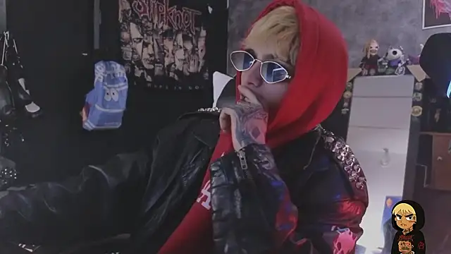 AcidMilo Adlı Modelin Web Kamerası Şovu